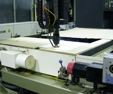 ���[�U�[2���@�@1.5kw�o�́i1250x2450�j